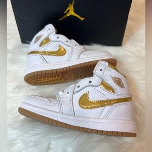 🔥 NIKE Jordan 1 High OG White Metallic NEW. Size 7C